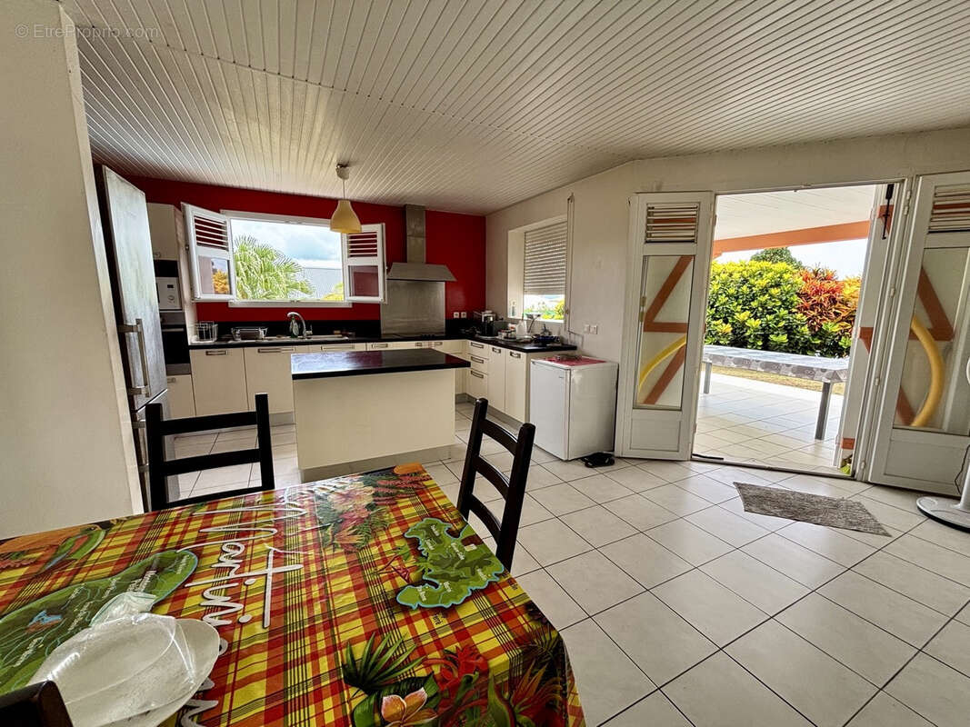 Maison à LE LAMENTIN