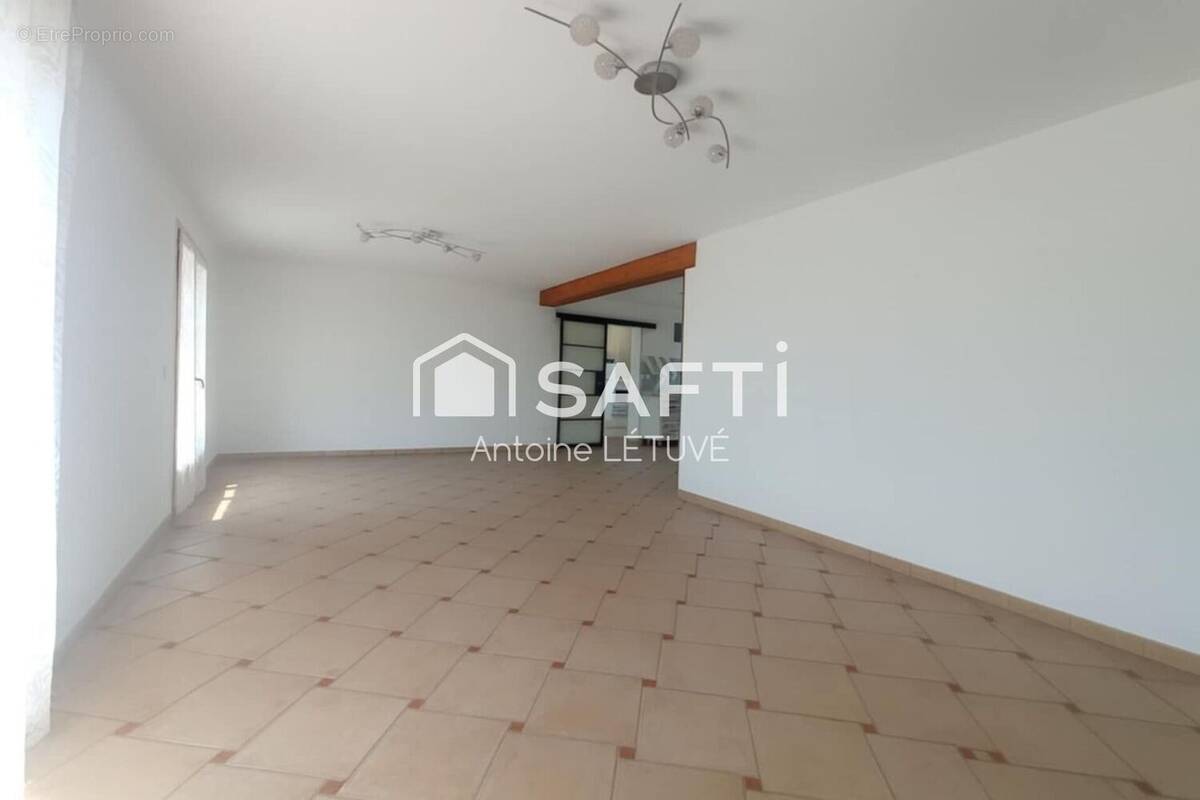 Photo 1 - Maison à FOUILLOY