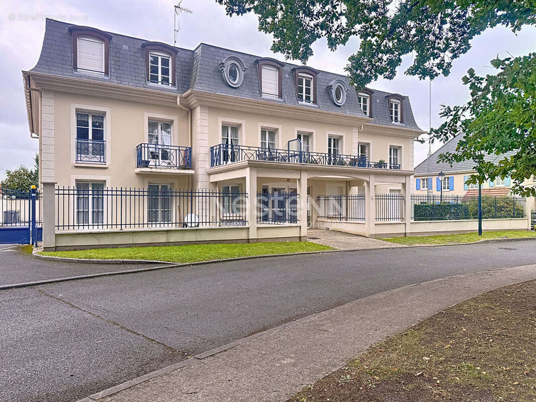 Appartement à LAMORLAYE