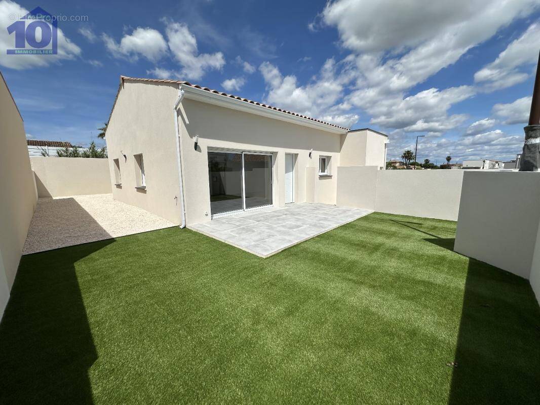 Maison à SAUVIAN