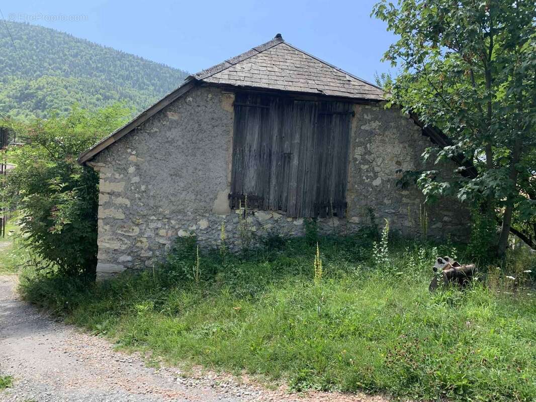 À vendre – Corps de ferme mitoyen à rénover – Lus-la-Croix-Haute (26620) - photo 20