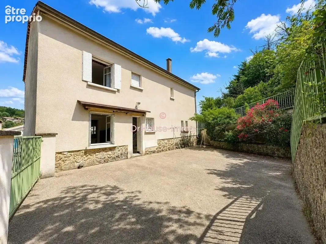 Maison 6 pièces 133 m² à vendre à Meyras (07380) - photo 2