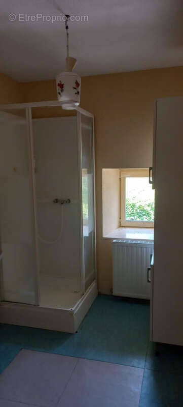 Appartement à LA PACAUDIERE