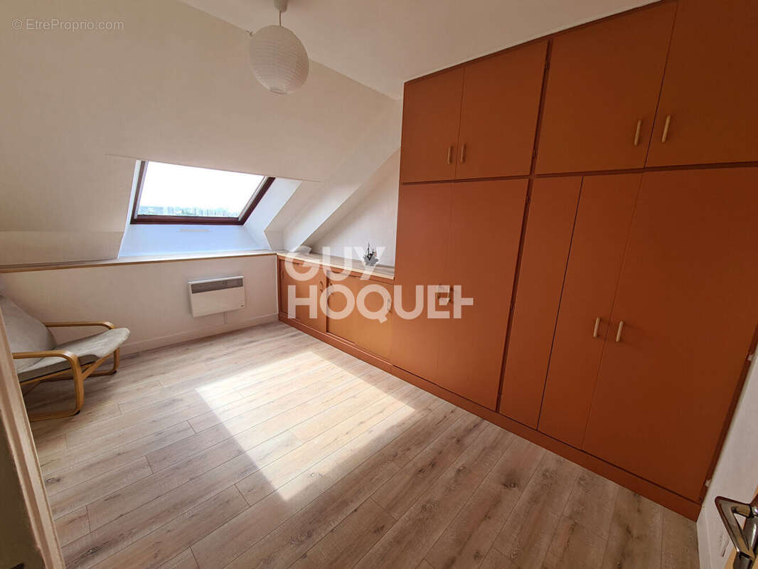 Appartement à NEUILLY-PLAISANCE