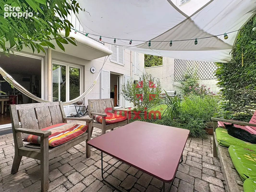 Appartement 75 m² à Paris-10e  - photo 3