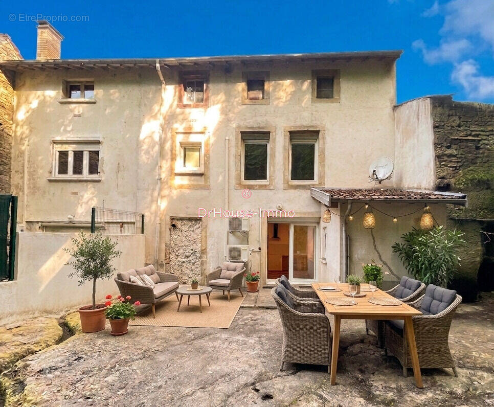 Maison à DARNEY