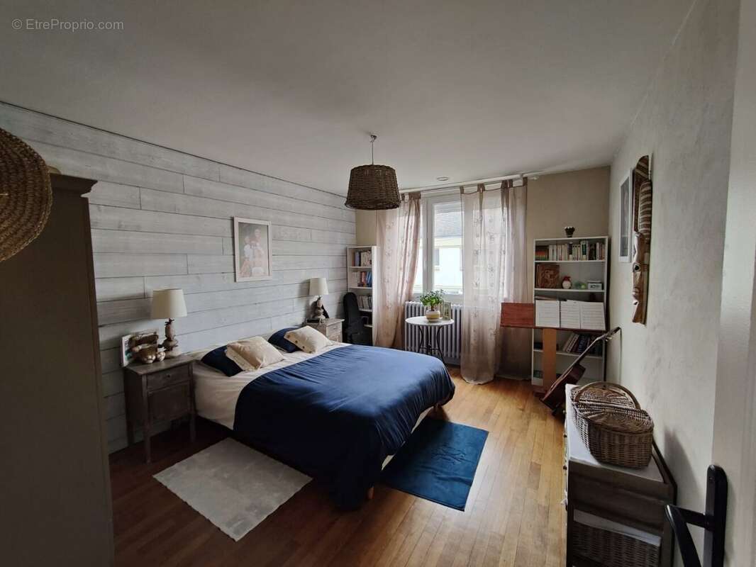 Maison à SAINT-BARTHELEMY-D&#039;ANJOU