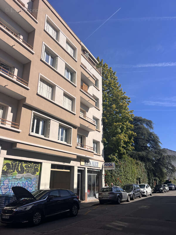 Commerce à GRENOBLE