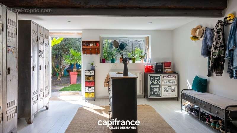 Maison à BELLEVILLE