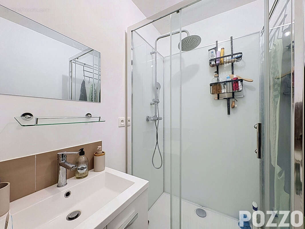 À VENDRE - Maison dans le bourg de Cérences - photo 5