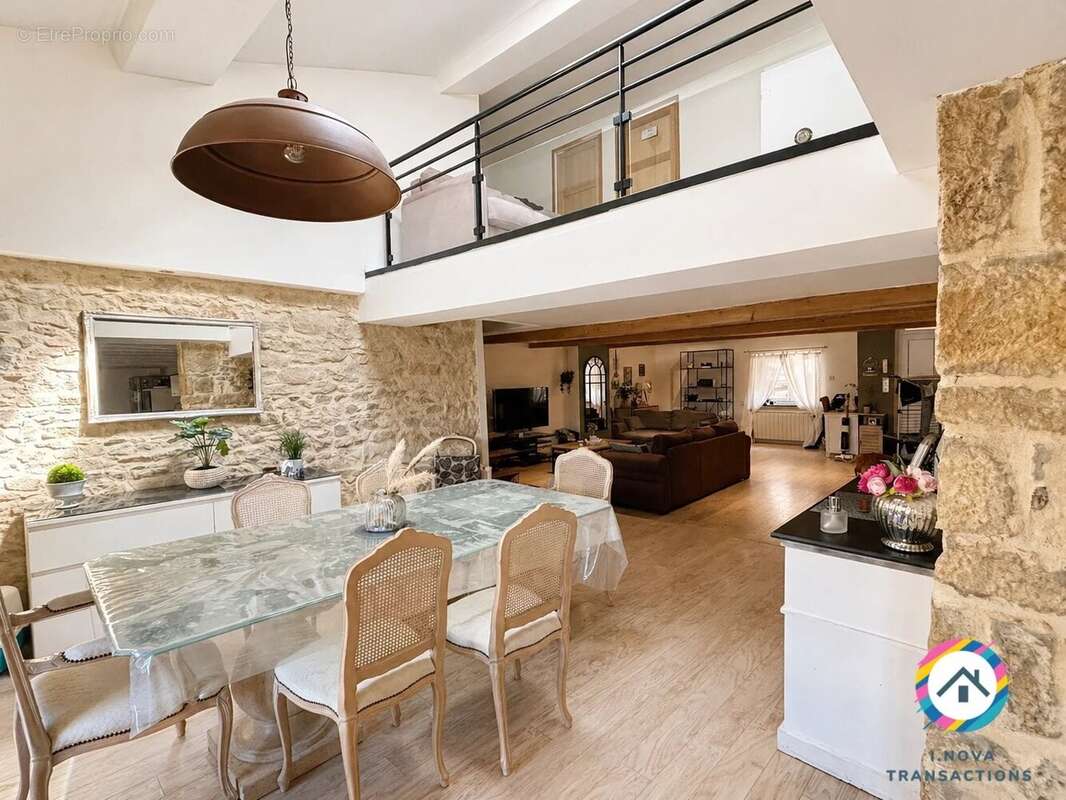 Appartement à VILLEFRANCHE-SUR-SAONE