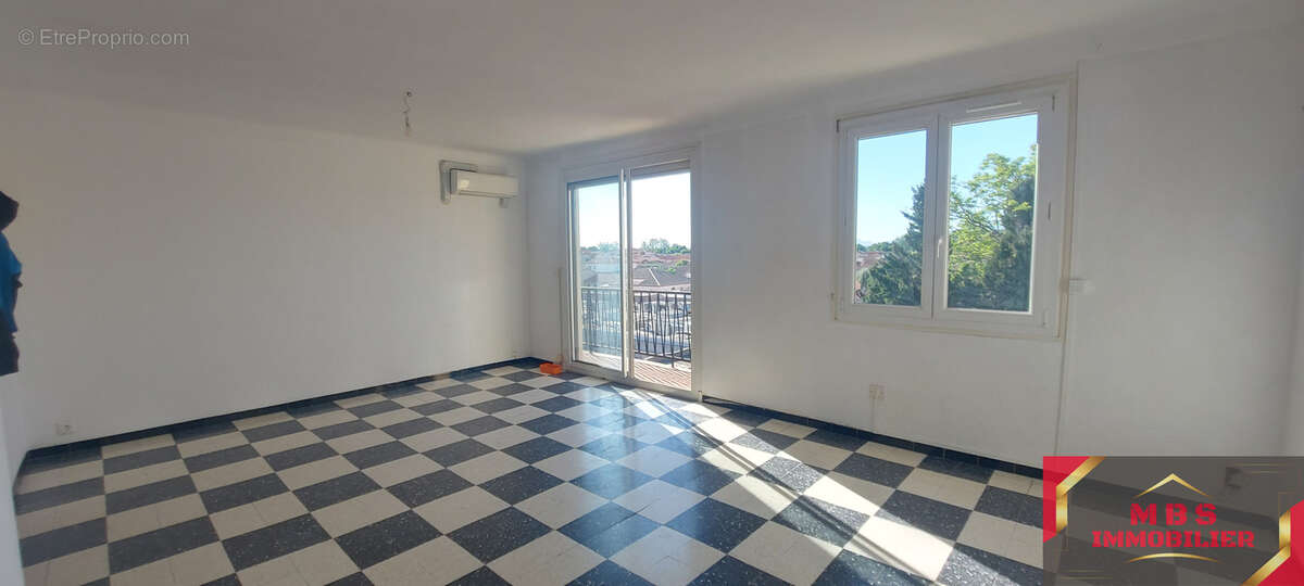 Appartement à SAINT-ESTEVE