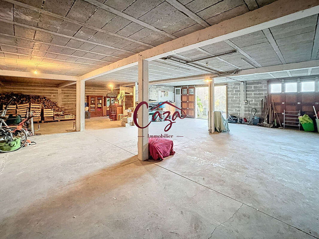 Maison à FARGUES-SAINT-HILAIRE