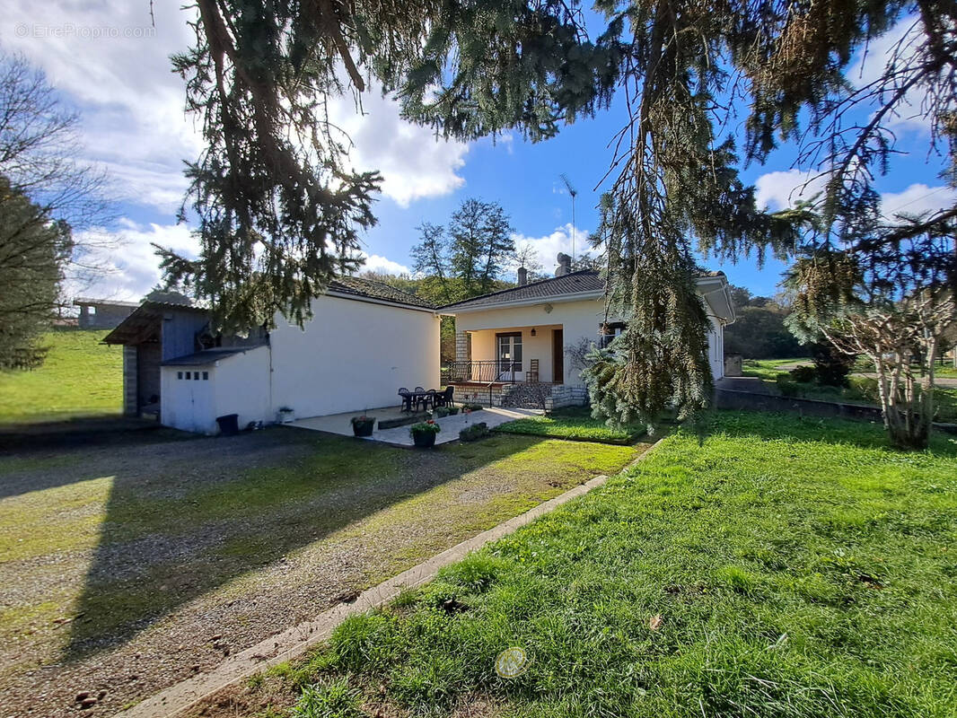 Maison à DAMAZAN