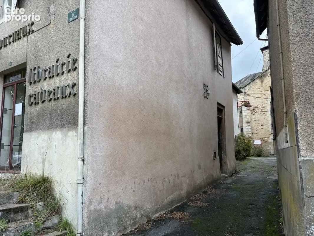 Coussac Bonneval immeuble - ancien magasin et appartement F3 - photo 18