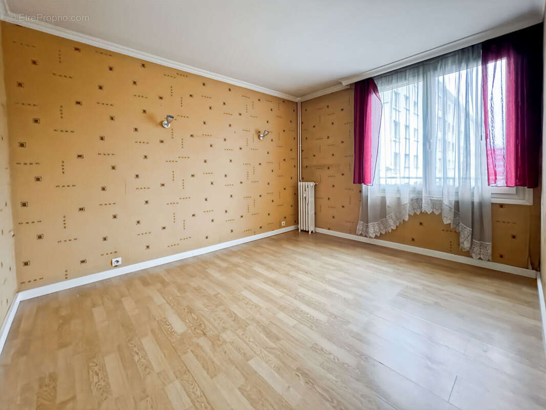 Appartement à VILLEMOMBLE