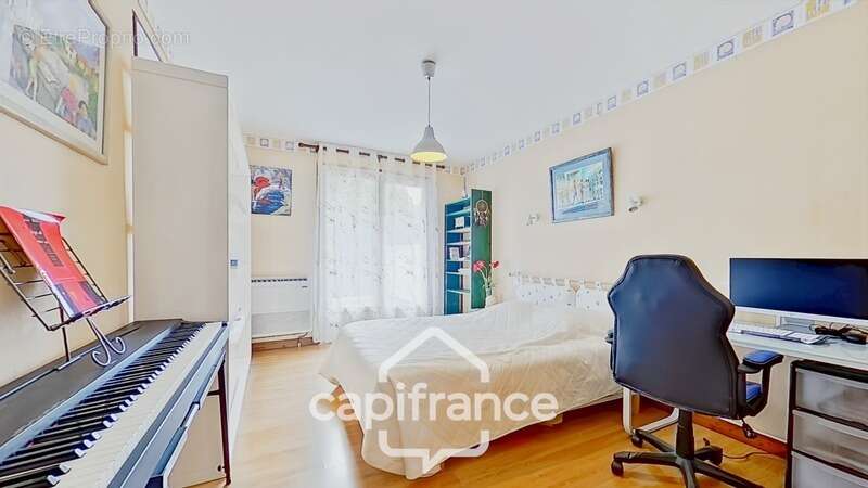 DAX – Maison de 5 chambres avec piscine + 2 logements indépendants avec rendements locatifs - photo 17