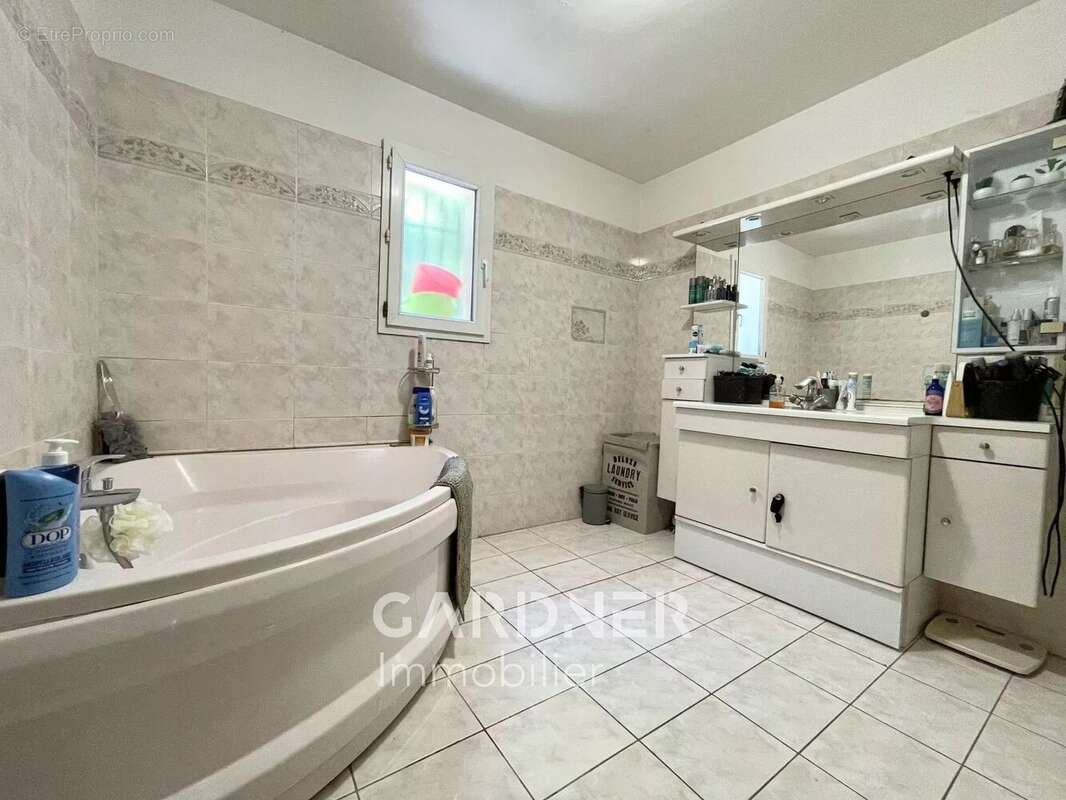 Maison à MARSEILLE-11E