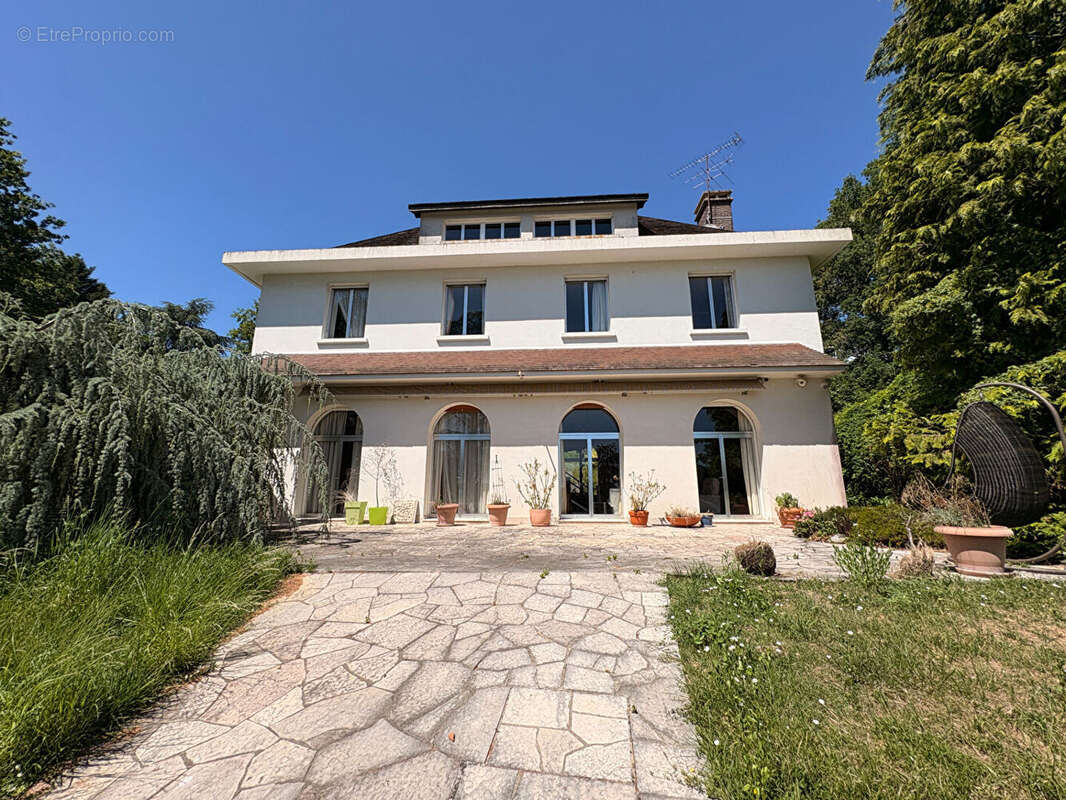 Maison à CHARTRETTES