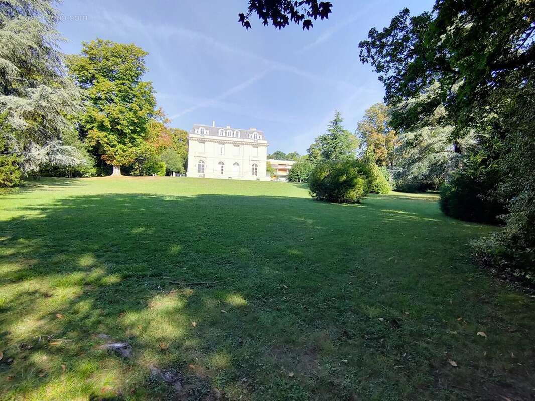 Appartement à L&#039;ETANG-LA-VILLE