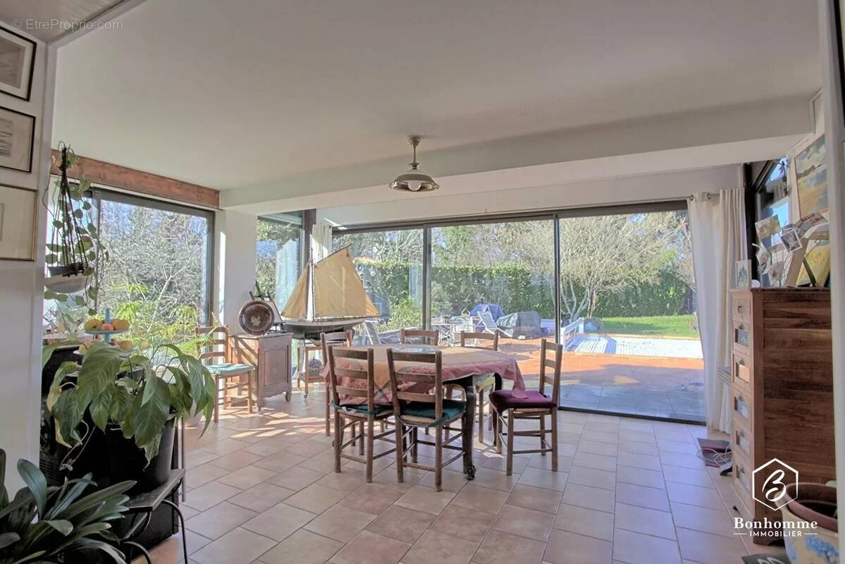 Maison à SAINT-SELVE