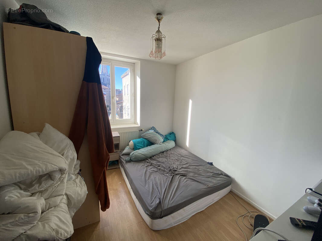 Appartement à SAINTE-SIGOLENE