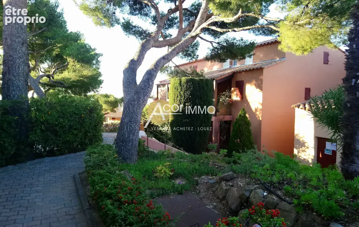 St MANDRIER SUR MER, Appartement T2 meublé avec terrasse et parking privatif - photo 10