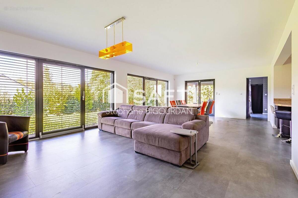 Photo 1 - Maison à BESANCON