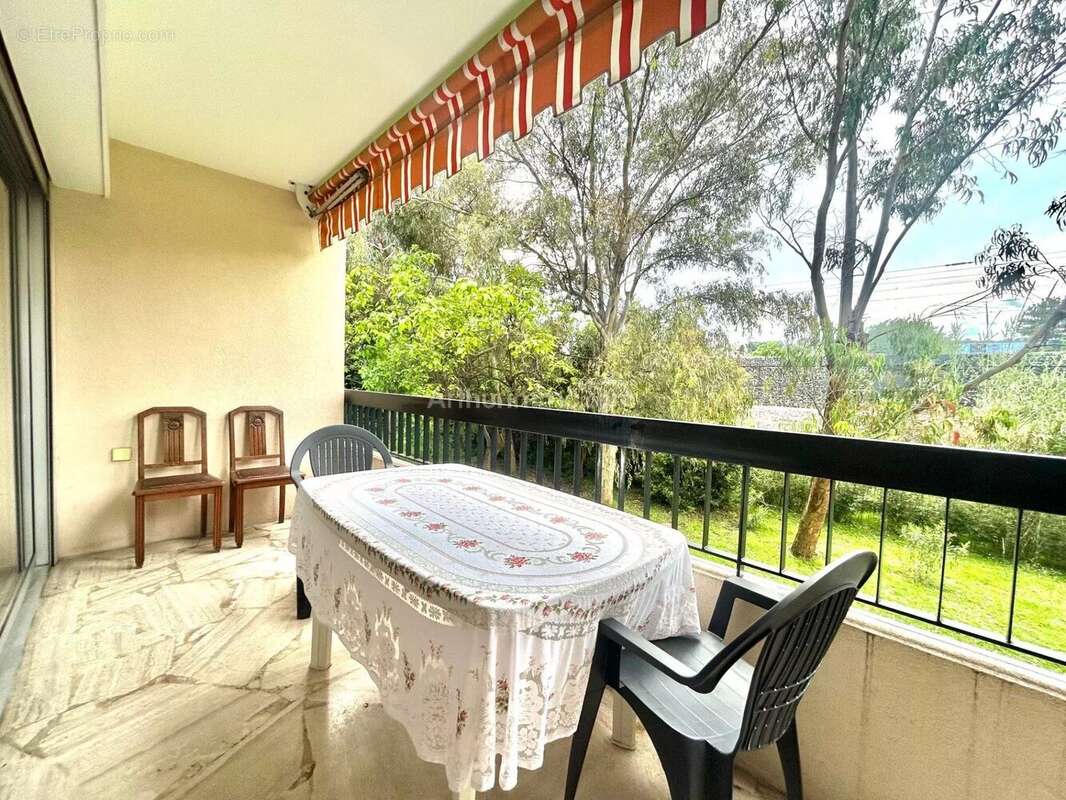 Appartement à VILLENEUVE-LOUBET