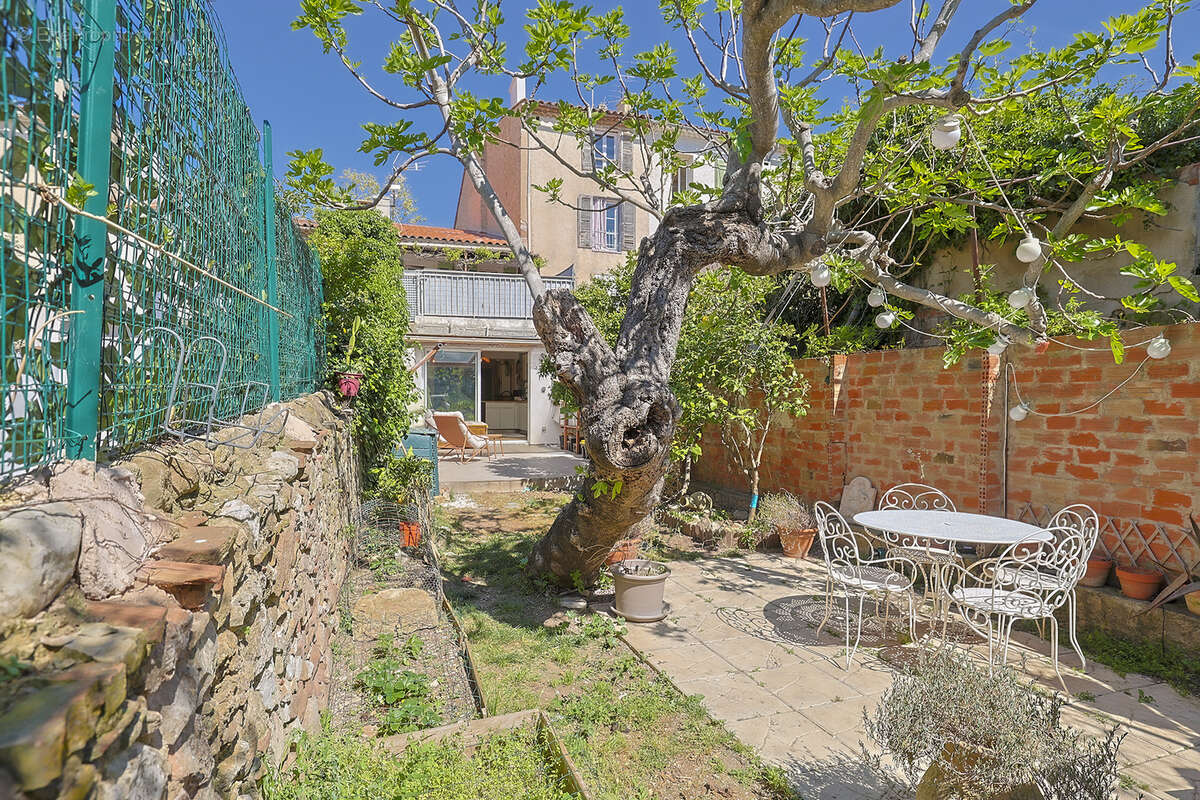 Appartement à PUGET-VILLE