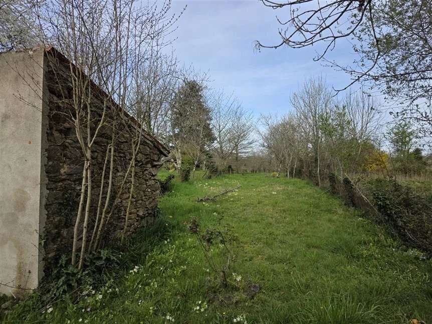 Maison à DOMPIERRE-LES-EGLISES