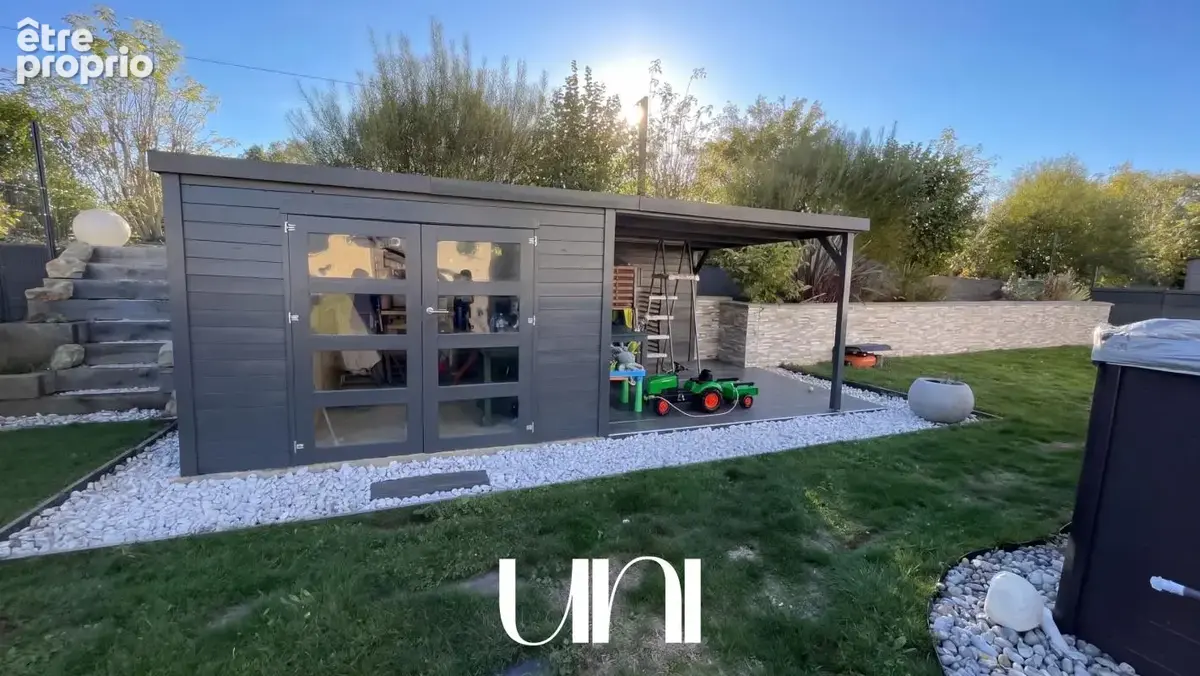 Maison de 5 pièces de 114m2 avec garage - BELLENGREVILLE - photo 3