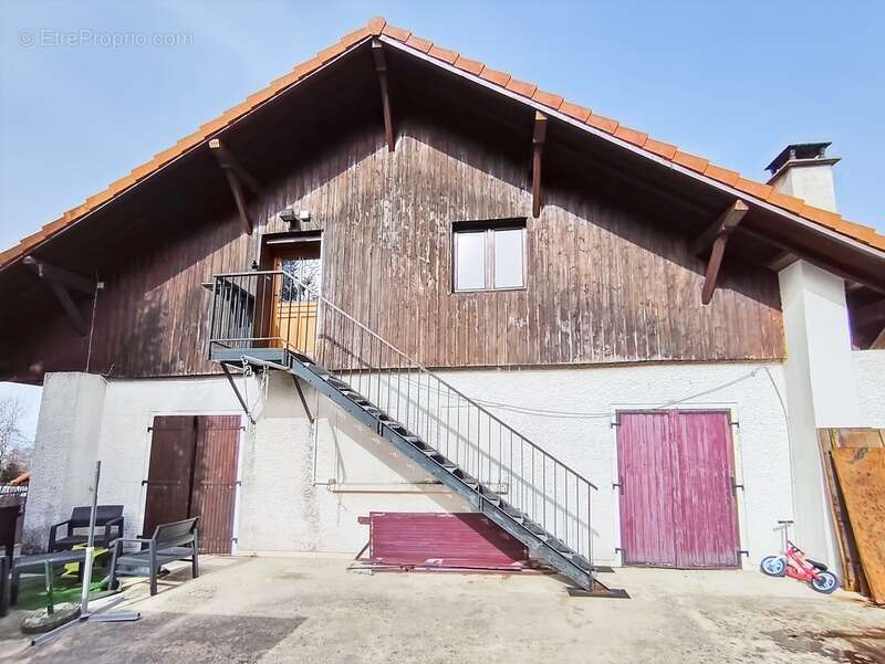 Appartement à EVIAN-LES-BAINS