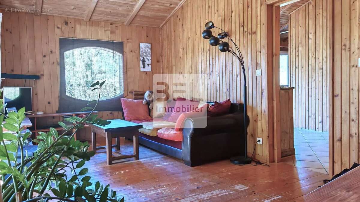 Maison à CHATEAUNEUF-DE-BORDETTE