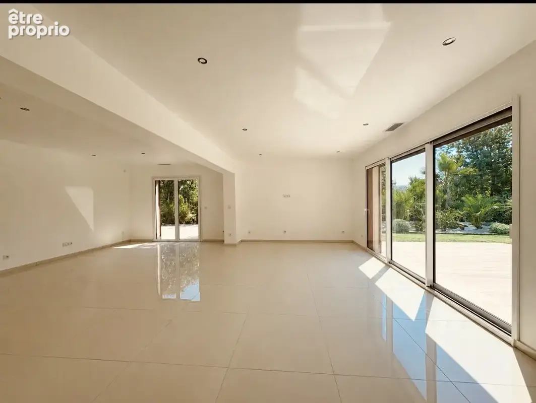 Proche village villa neuve - photo 3