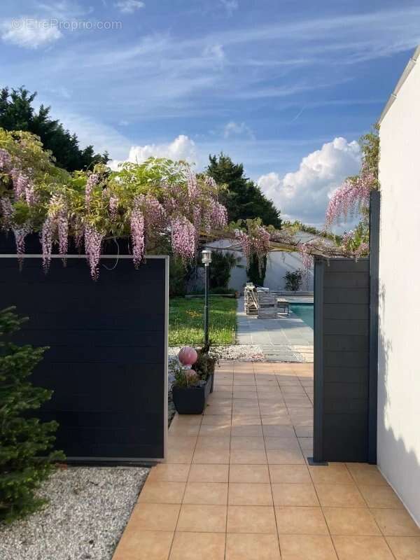 Maison à DOMPIERRE-SUR-MER