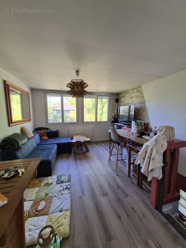 Appartement à VILLIERS-SAINT-FREDERIC