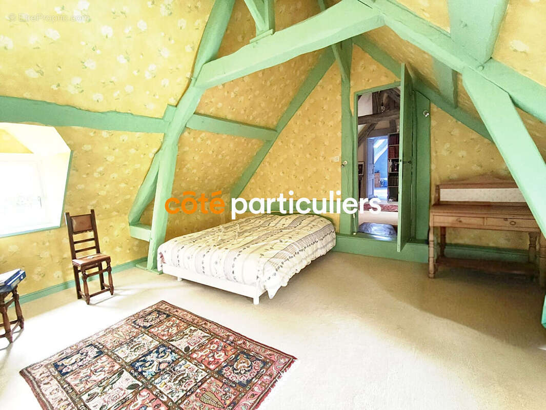 Maison à SAINT-PIERRE-SUR-DIVES