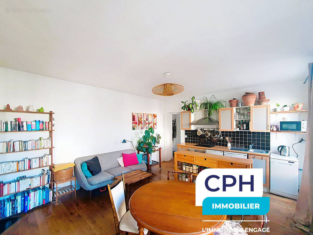 Appartement à PARIS-12E