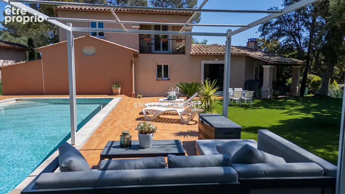 Villa saint raphael 5/6 pieces de 120m² avec piscine face golf - photo 4
