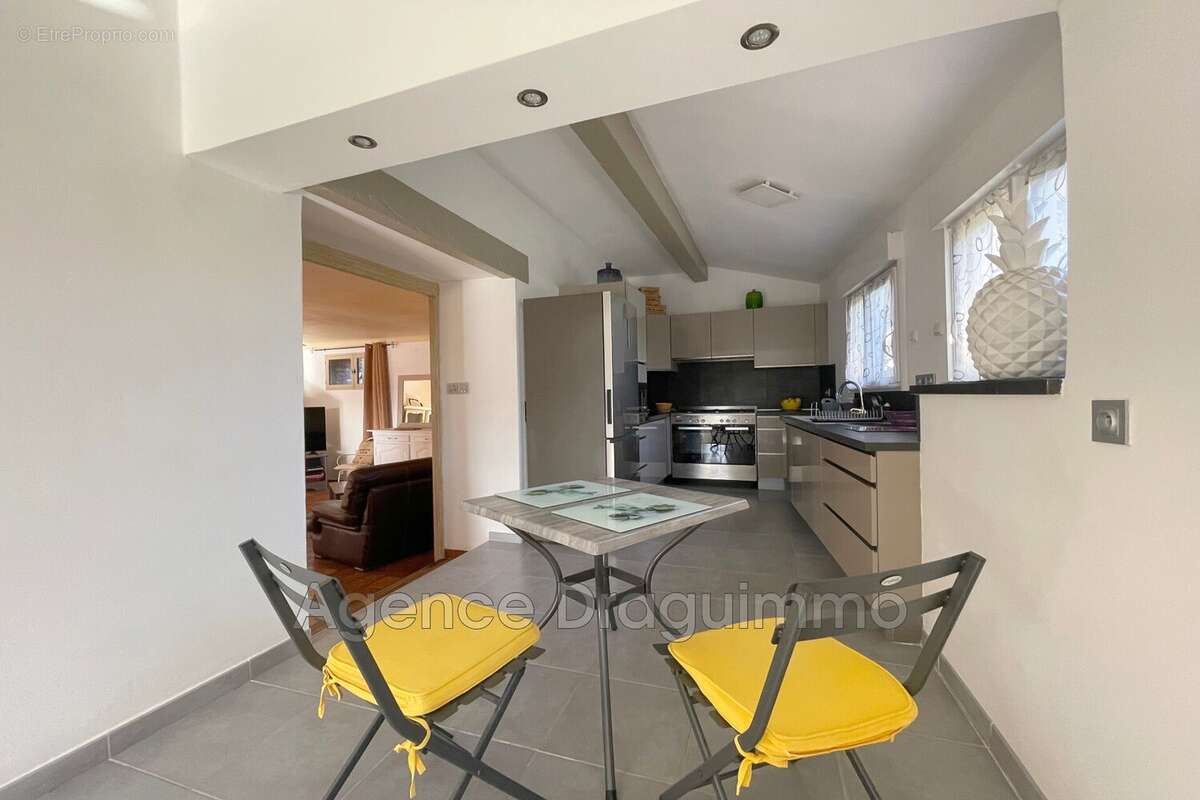 Maison à DRAGUIGNAN