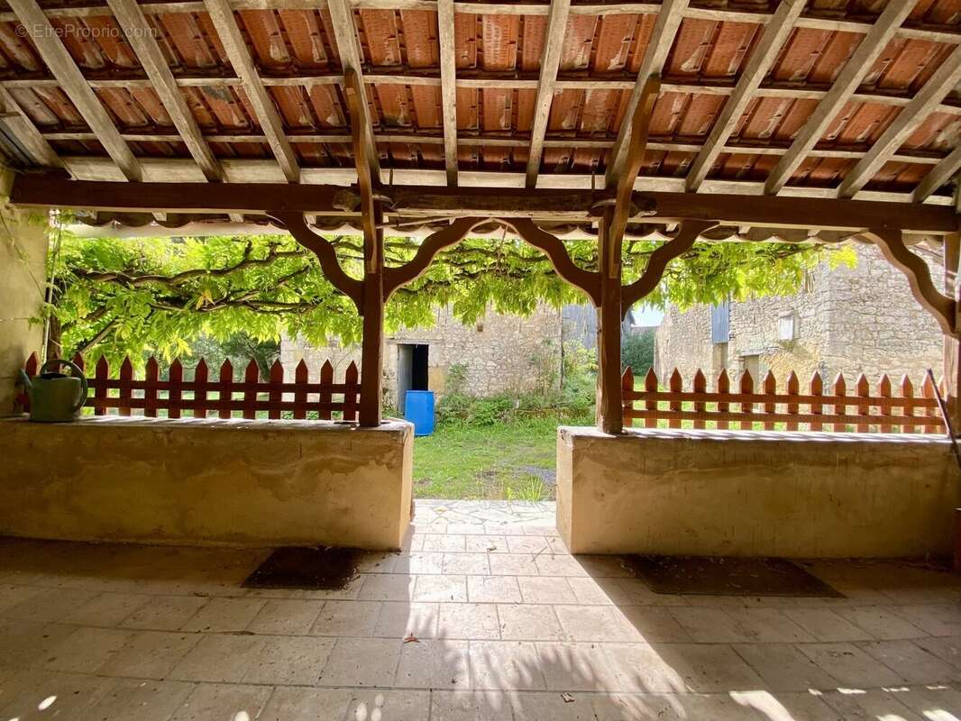 Maison à SAINT-CASSIEN