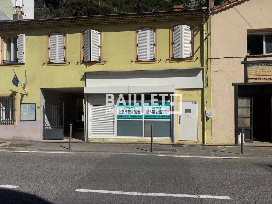 À vendre local 123 m² plan du var / levens - photo 3