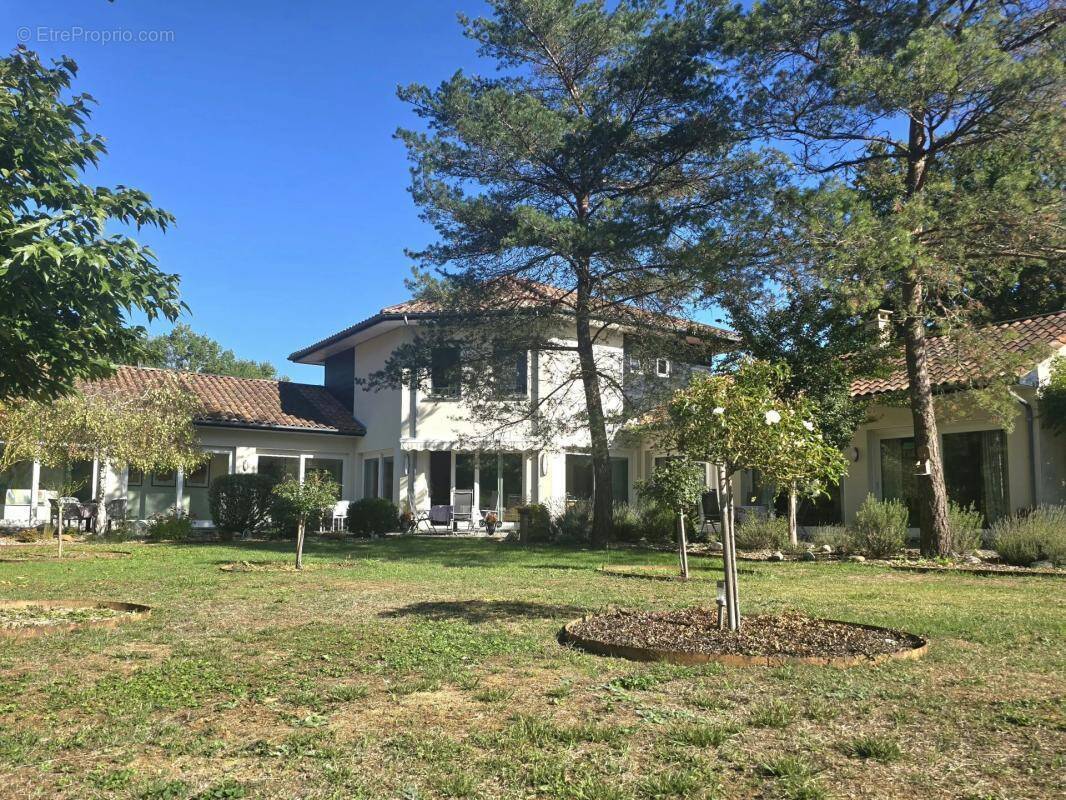 Maison à BOURG-DU-BOST