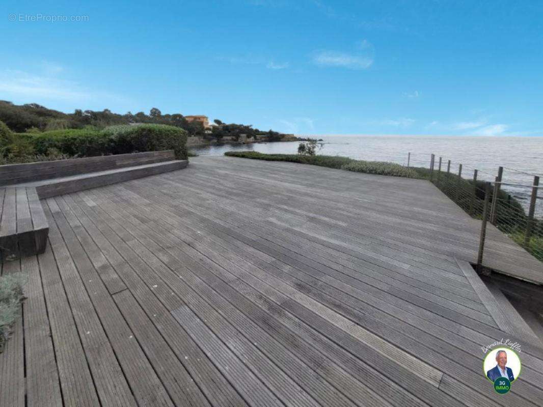 Appartement à FREJUS