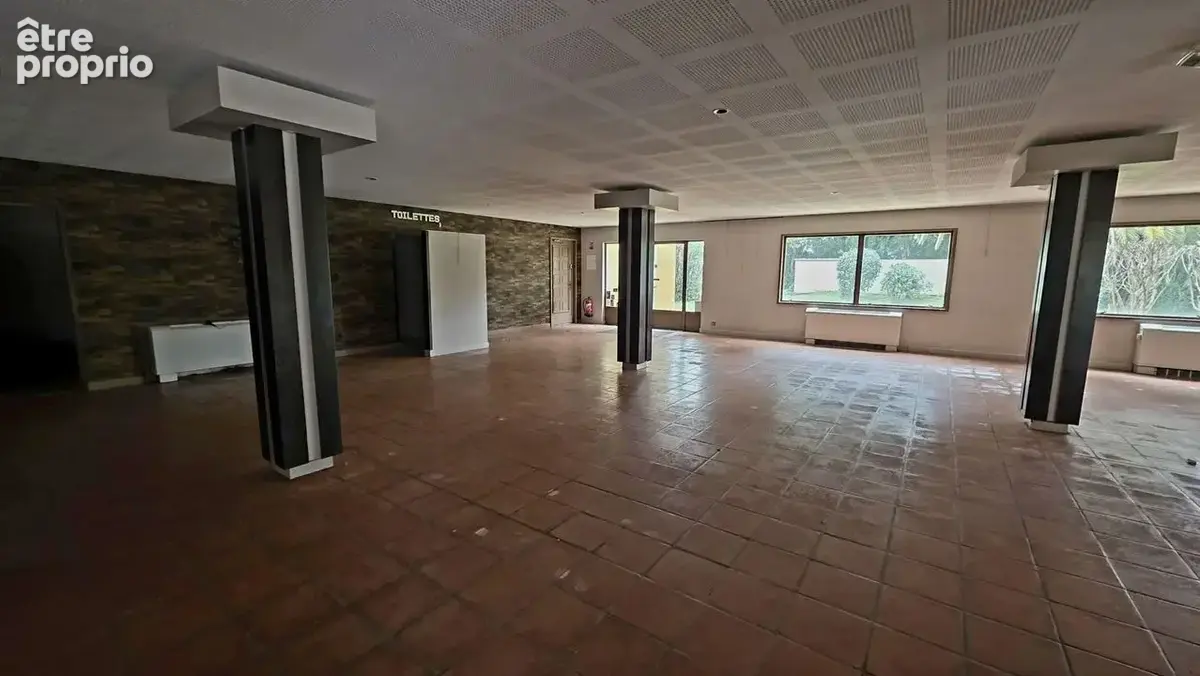 Commerce 830 m² à vendre à Avignon (84000) - photo 5