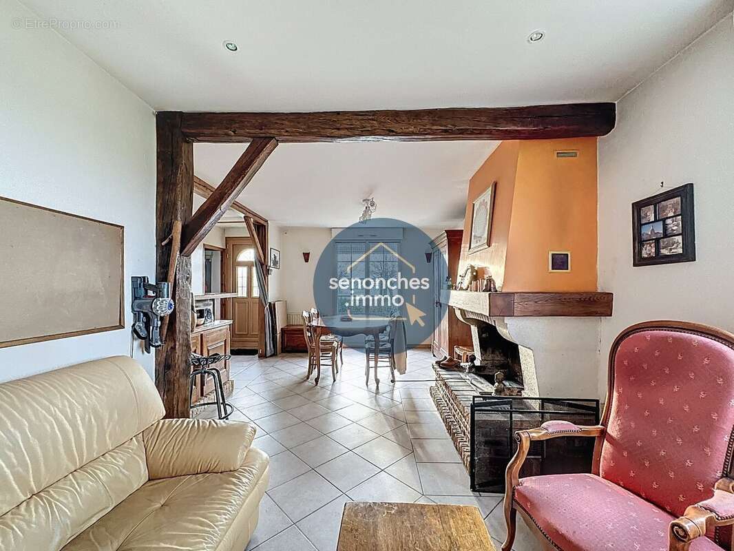 Maison à SAINT-ELIPH