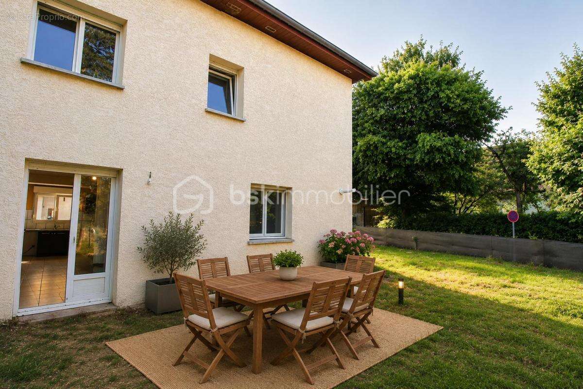 Foussemagne – maison familiale 115 m² – 4 chambres – jardin – garage - photo 8