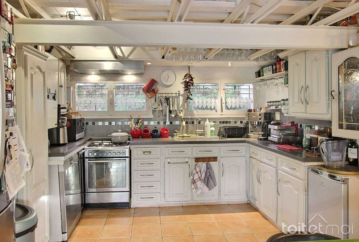 Maison à SAINT-REMY-LES-CHEVREUSE