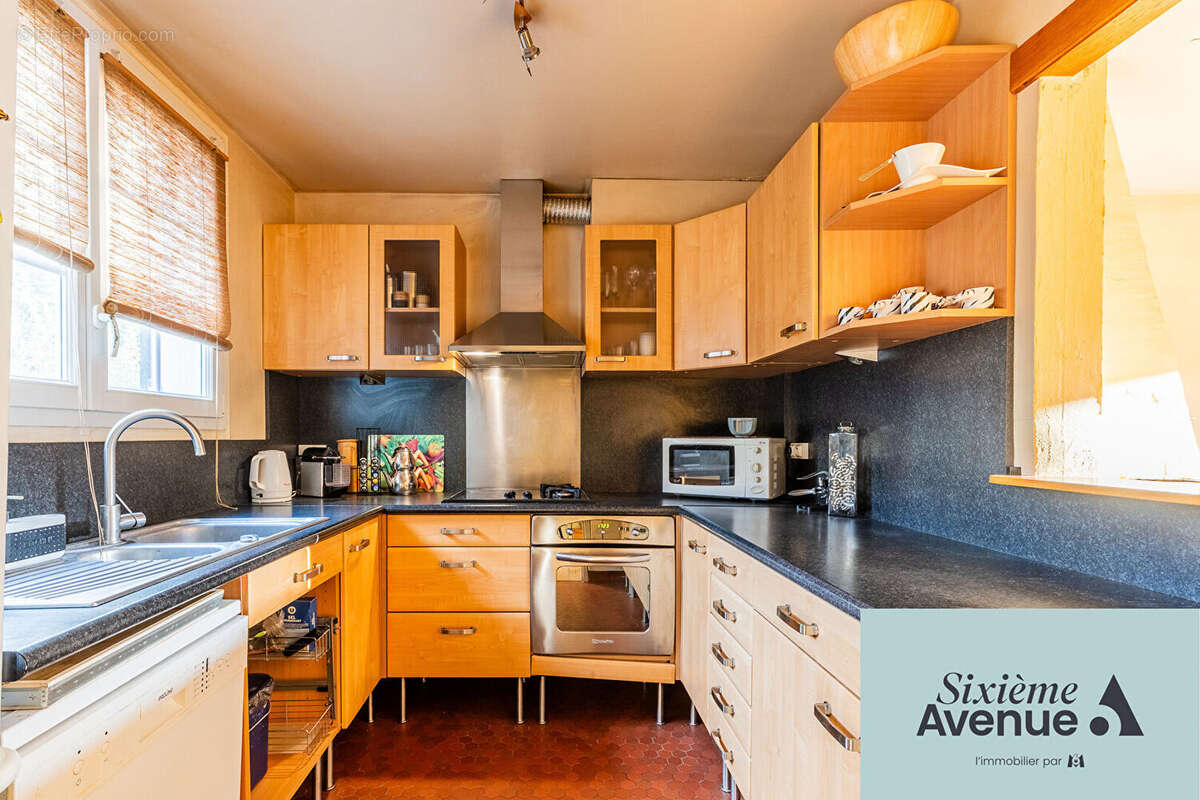 Maison à SAVIGNY-SUR-ORGE